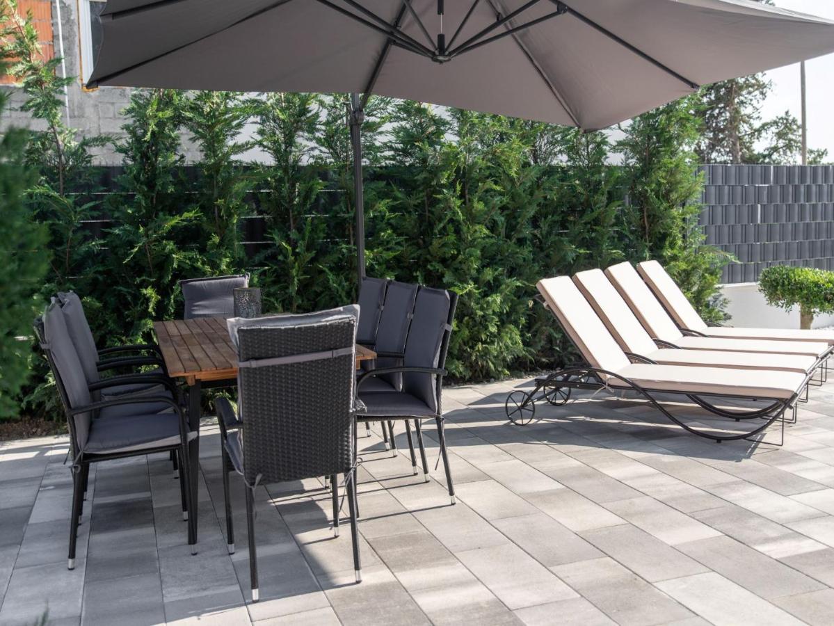 Luxury Luna Kastela