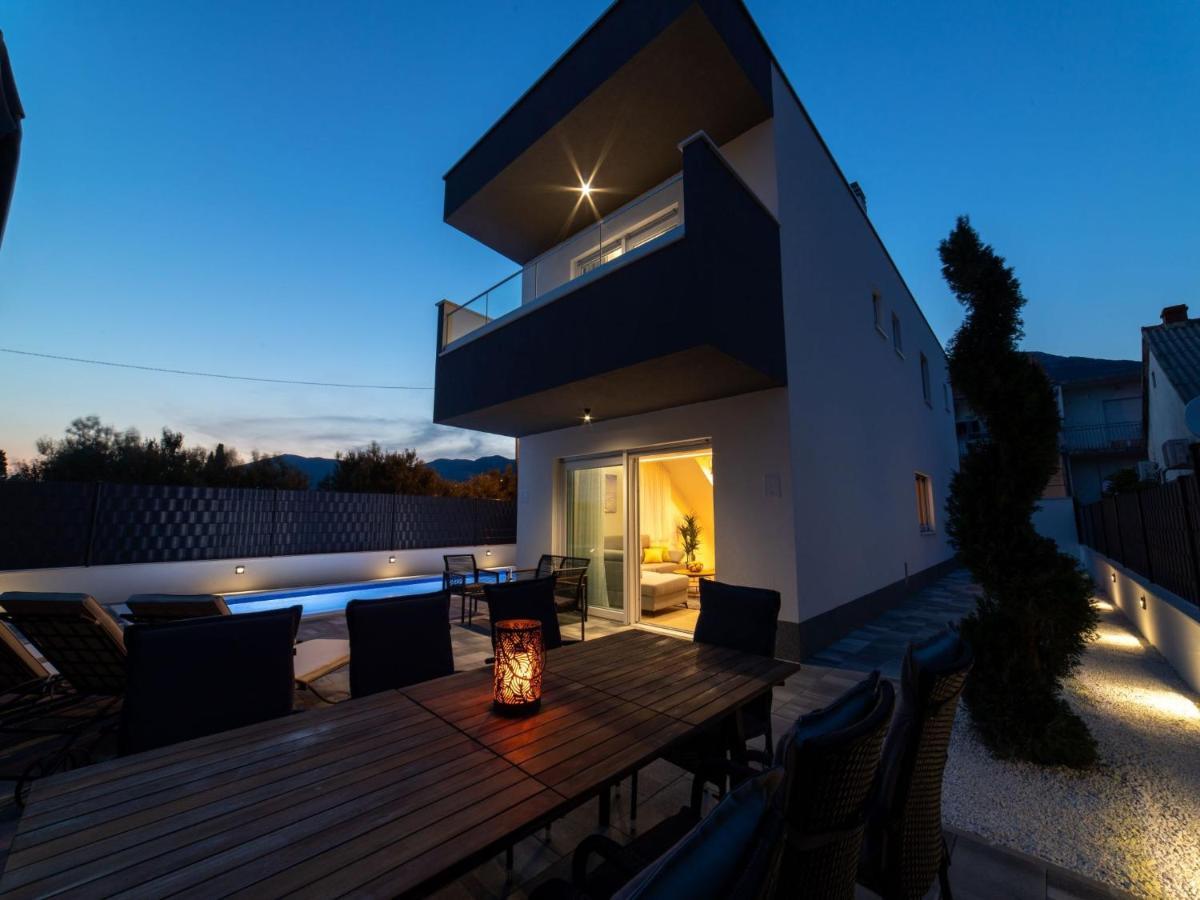 Villa Luxury Luna *