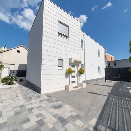 Luxury Villa Luna Kastela Exterior photo