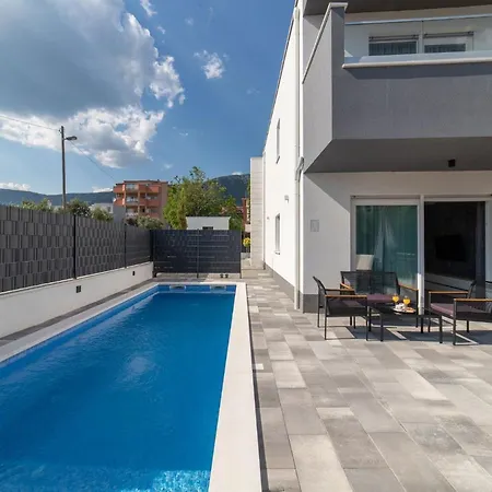 Luxury Villa Luna Kastela Exterior photo