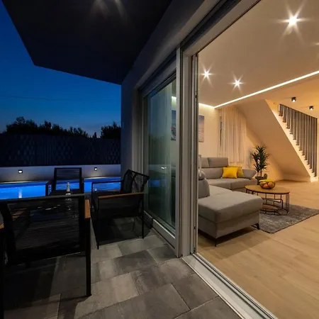 Luxury Villa Luna Kastela Exterior photo